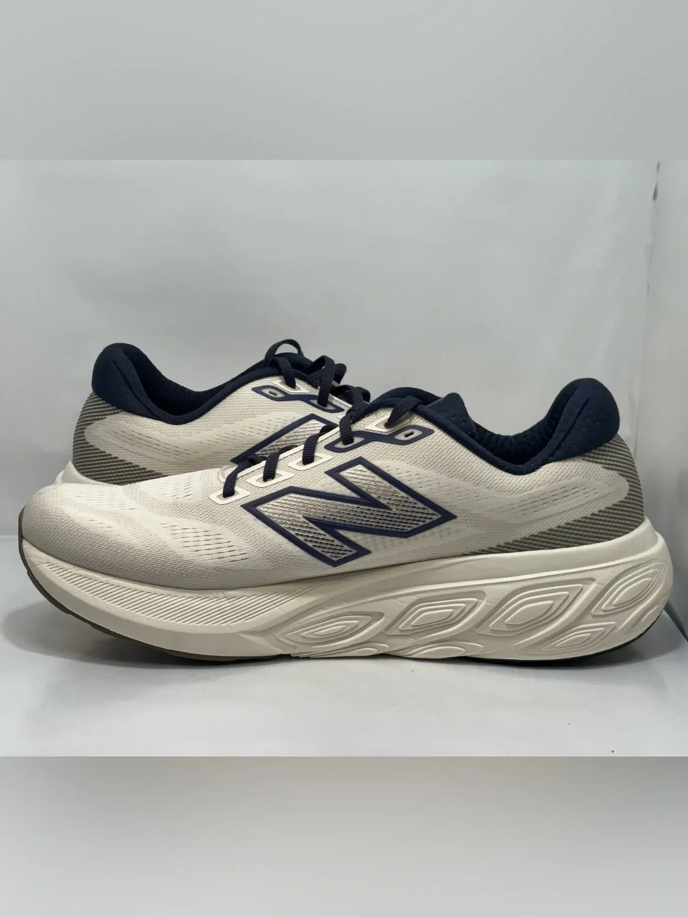 New Balance Fresh Foam X 880v15 Men's Size 13 Linen Navy Running Shoes M880C15
